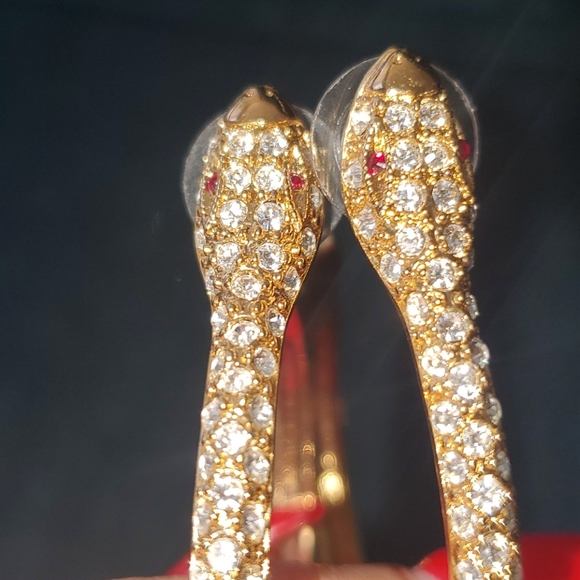 Hoop earrings - Picture 2 of 4